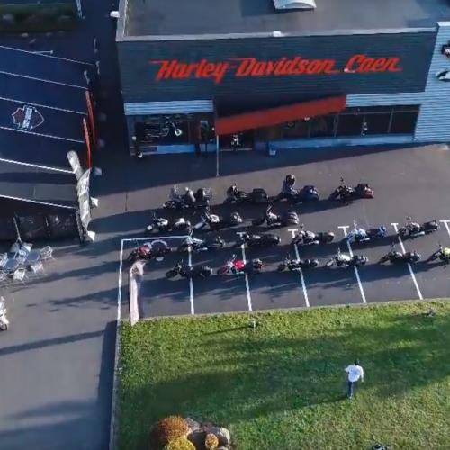 Vidéo par drone d'un événement Harley Davidson à Caen - Prestations aériennes et communication d'entreprise par drone en Normandie