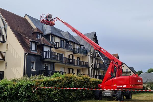 Traitement de toiture sur immeuble