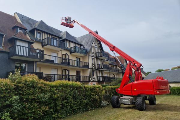 Traitement de toiture sur immeuble